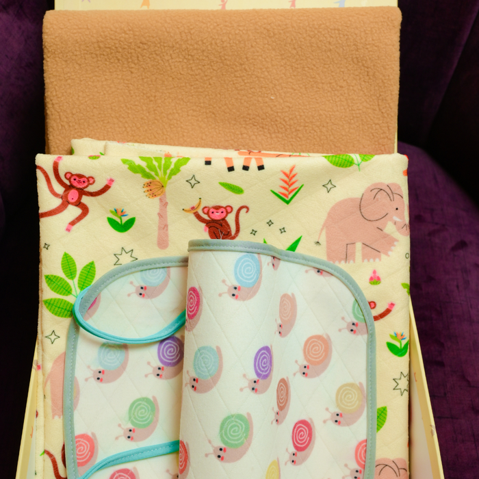 Cuddle & Care Unisex Baby Gift Box