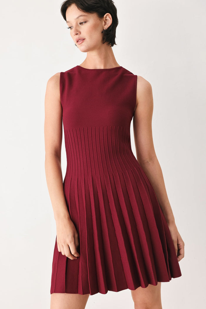 BURGUNDY / S