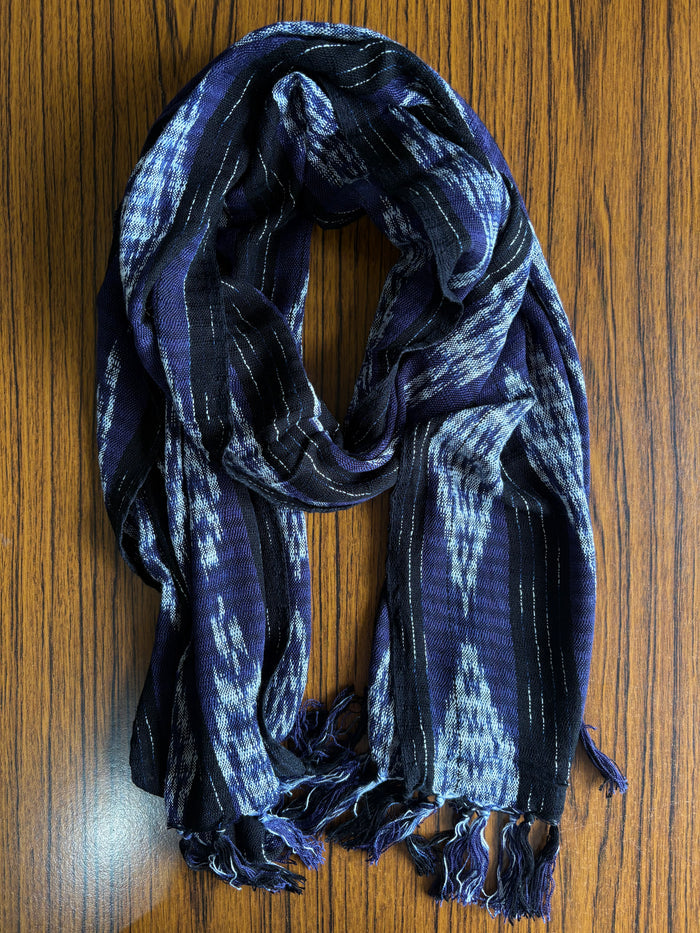 Dark purple / L