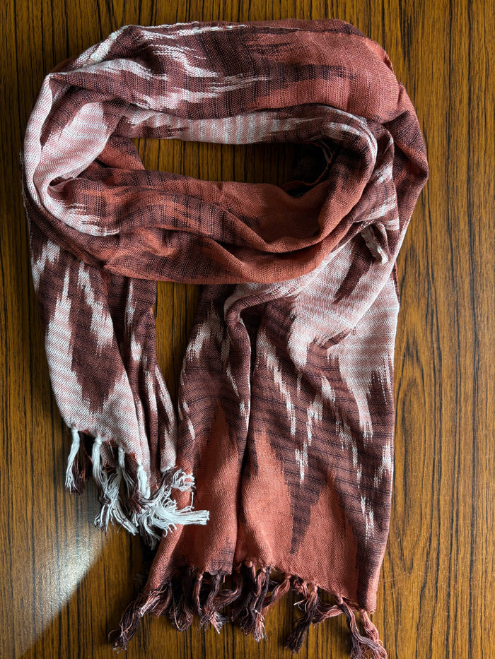 Brown / L