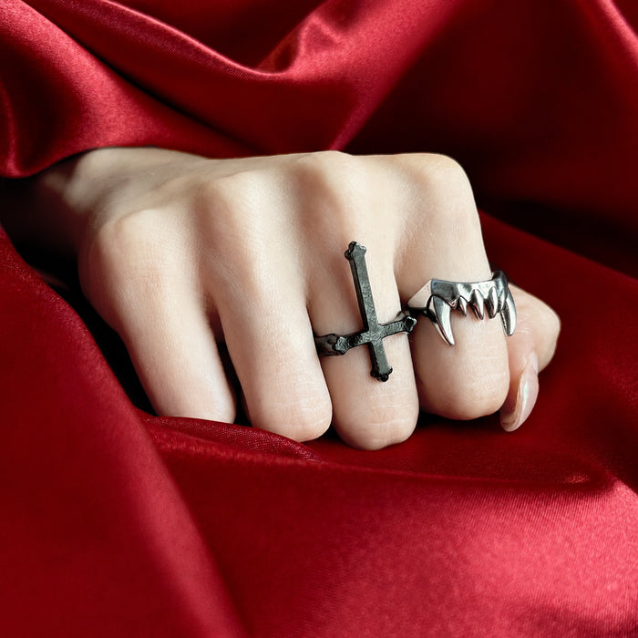 Vampire by Rumor Ring by TX2 ~ Limited Edition